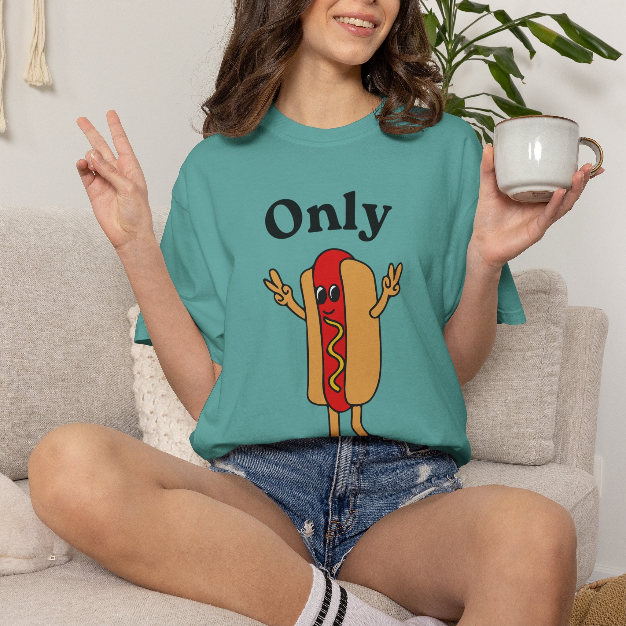 OnlyFranks Peace Out - Comfort Colors